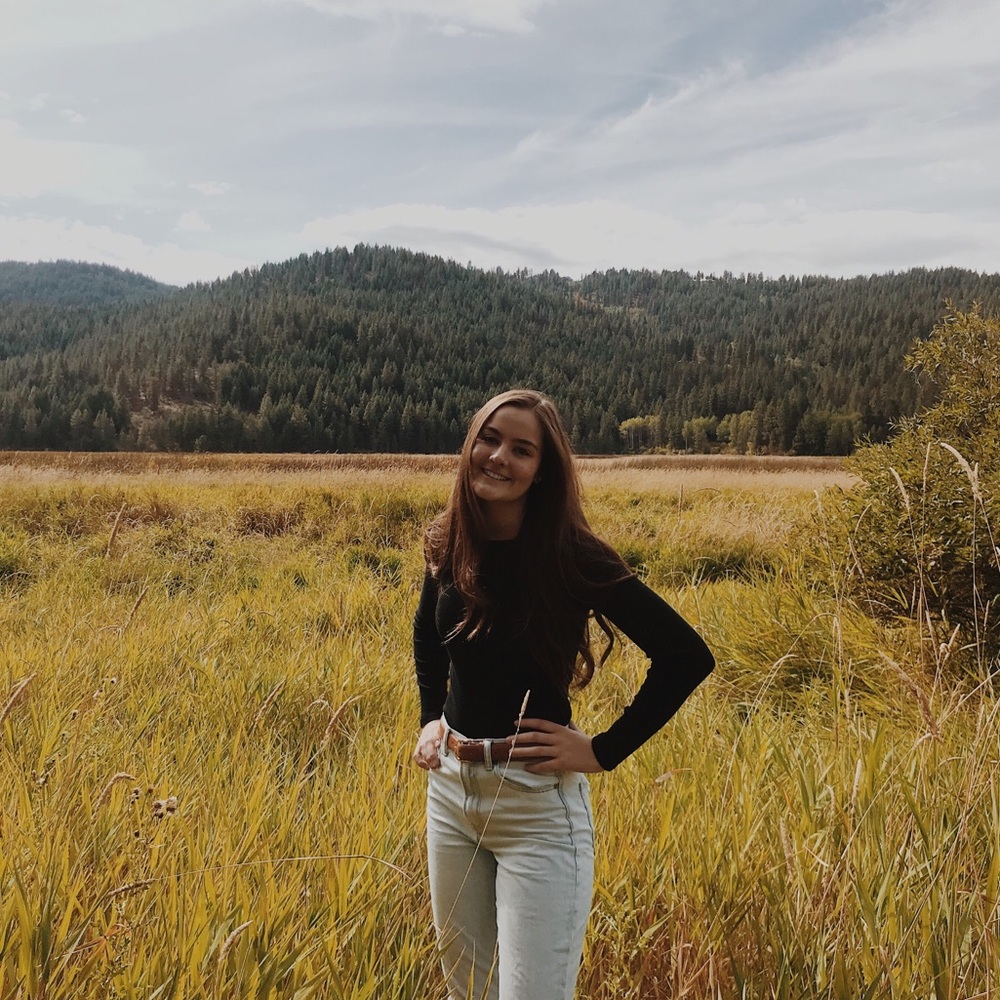 Meet your Posher, Karina
